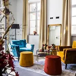 Goldschlaeger Boutique