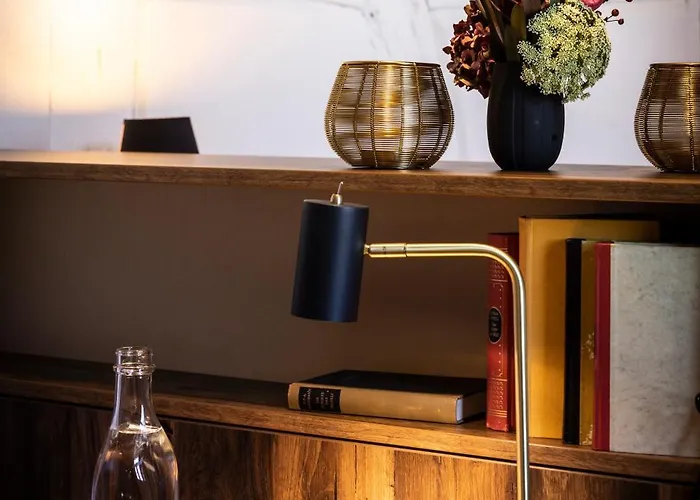 Goldschlaeger Boutique *